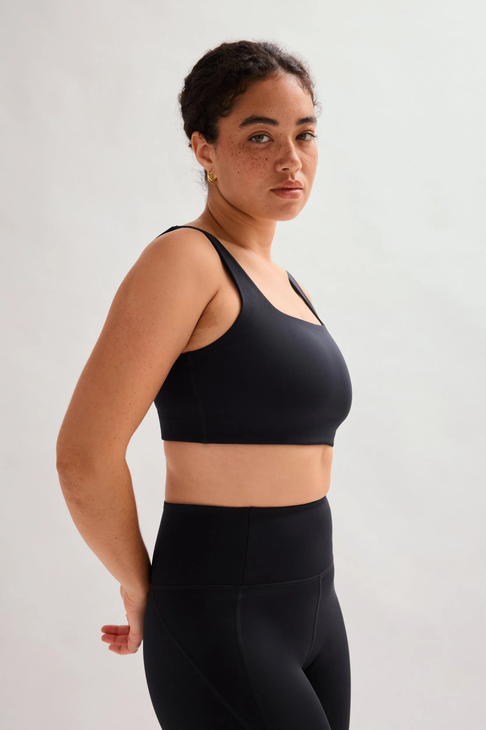Black Tommy Cropped Bra - Image 5