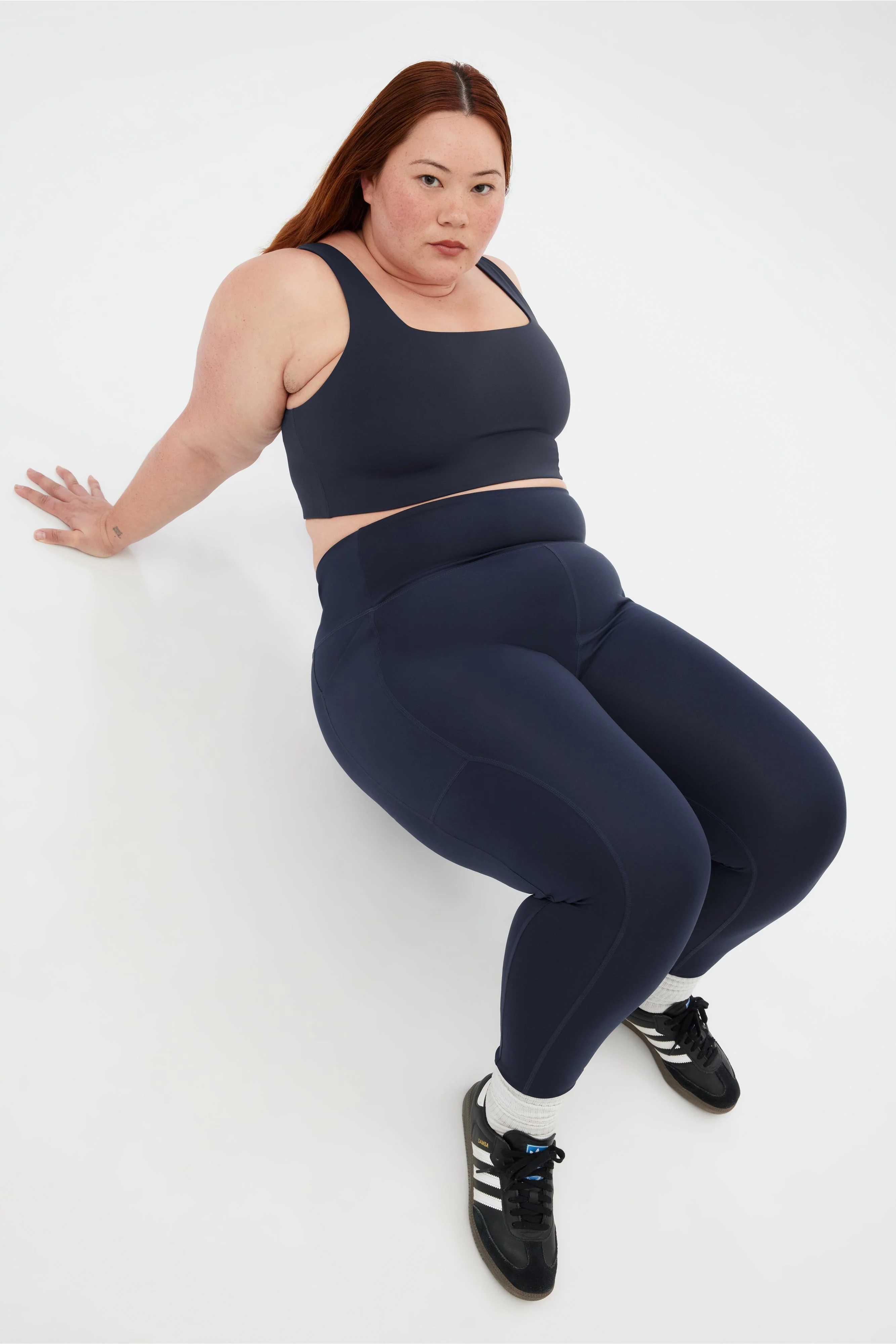Skyline Compressive Pocket Legging - Image 7